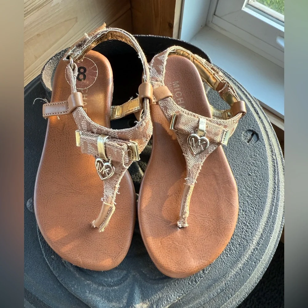 Michael Kors Gold Girls Size 8 Wedge Sandals